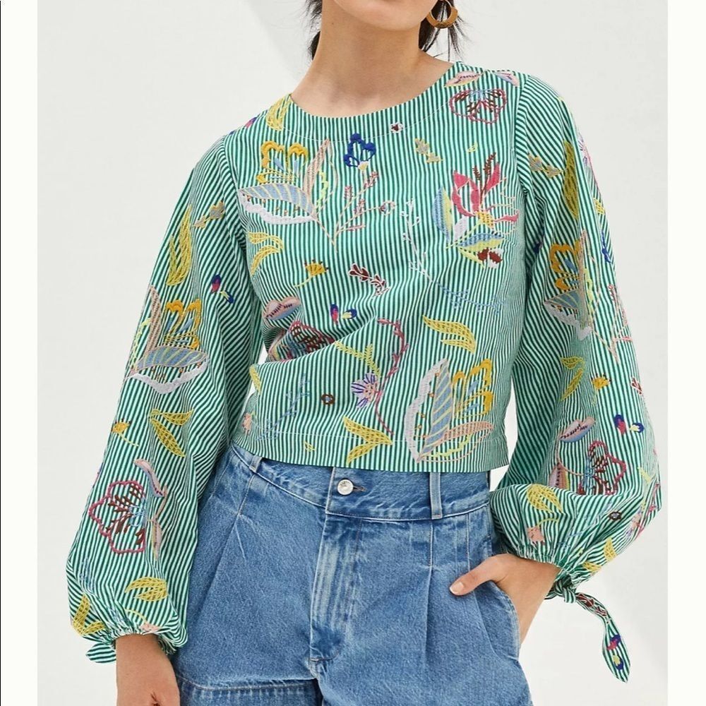 New Anthropologie Maeve Embroidered Blouse Small B-1172 - Picture 3 of 5